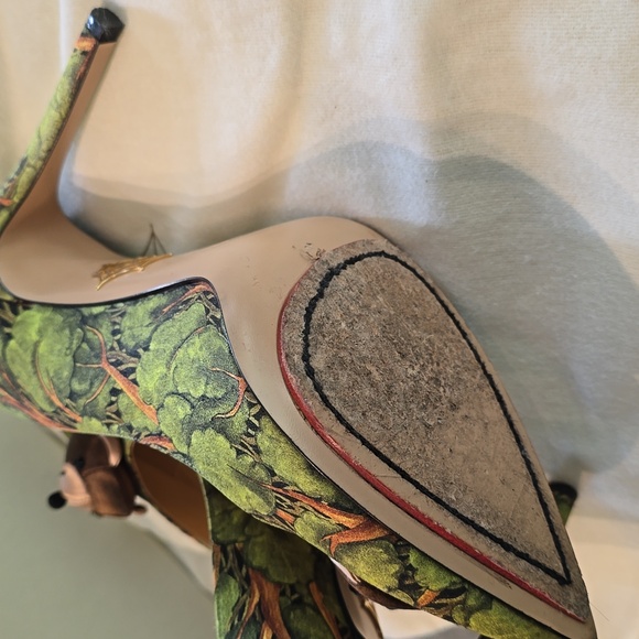 Vintage Limited Edition Charlotte Olympia "Bear Necessities" Heels. Size… - Picture 5 of 16